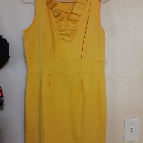 Dress - Picture 2 of 2